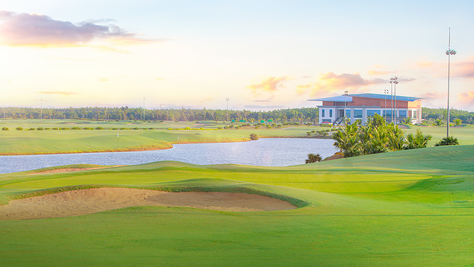 Royal Long An Golf & Villas – Sân golf 27 hố chuẩn quốc tế gần TP.HCM 2 ROYAL LONG AN GOLF & VILLAS – SÂN GOLF CHUẨN QUỐC TẾ THÁCH THỨC GOLFER - Royal Long An Golf & Country Club